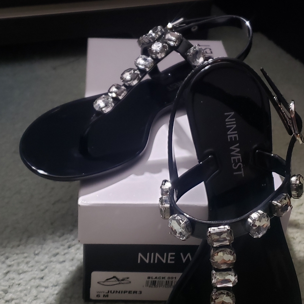 Nine West womens Juniper sandals size 6 brand new never worn